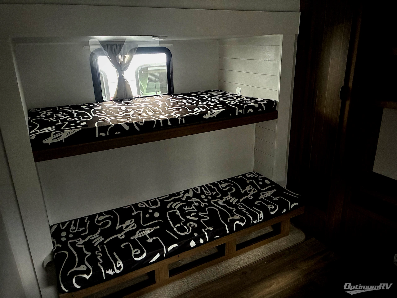 2026 Forest River Wildwood 31KQBTS Photo 8