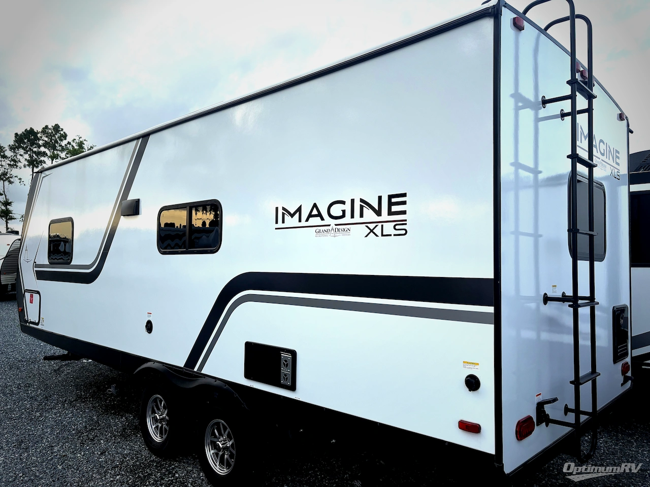 2025 Grand Design Imagine XLS 22RBE Photo 3