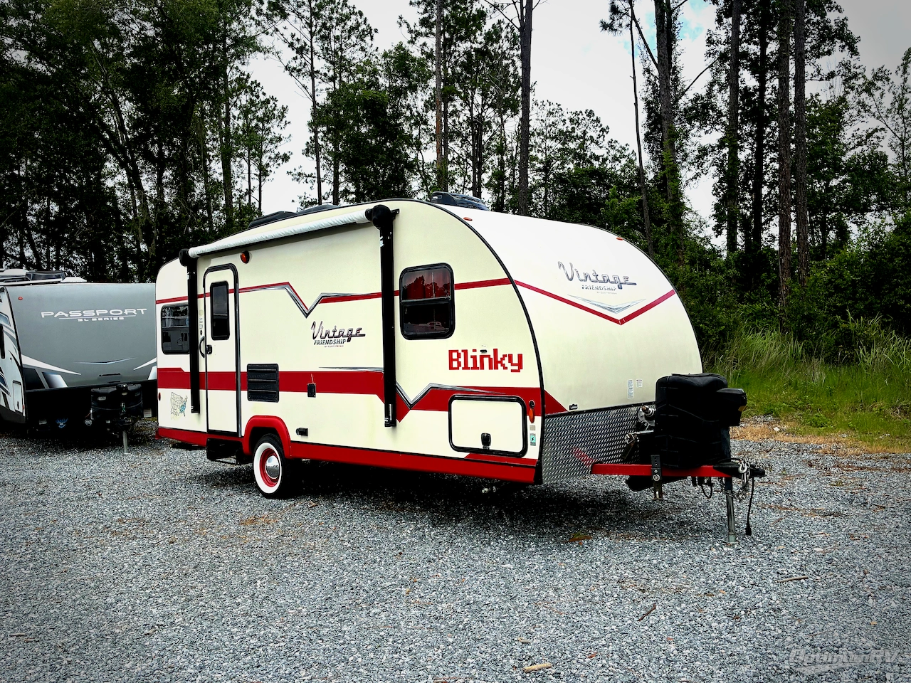 2018 Gulf Stream Vintage Friendship 23LDE Photo 1
