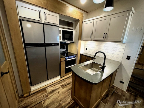 2022 Keystone Carbon 398 RV Photo 2