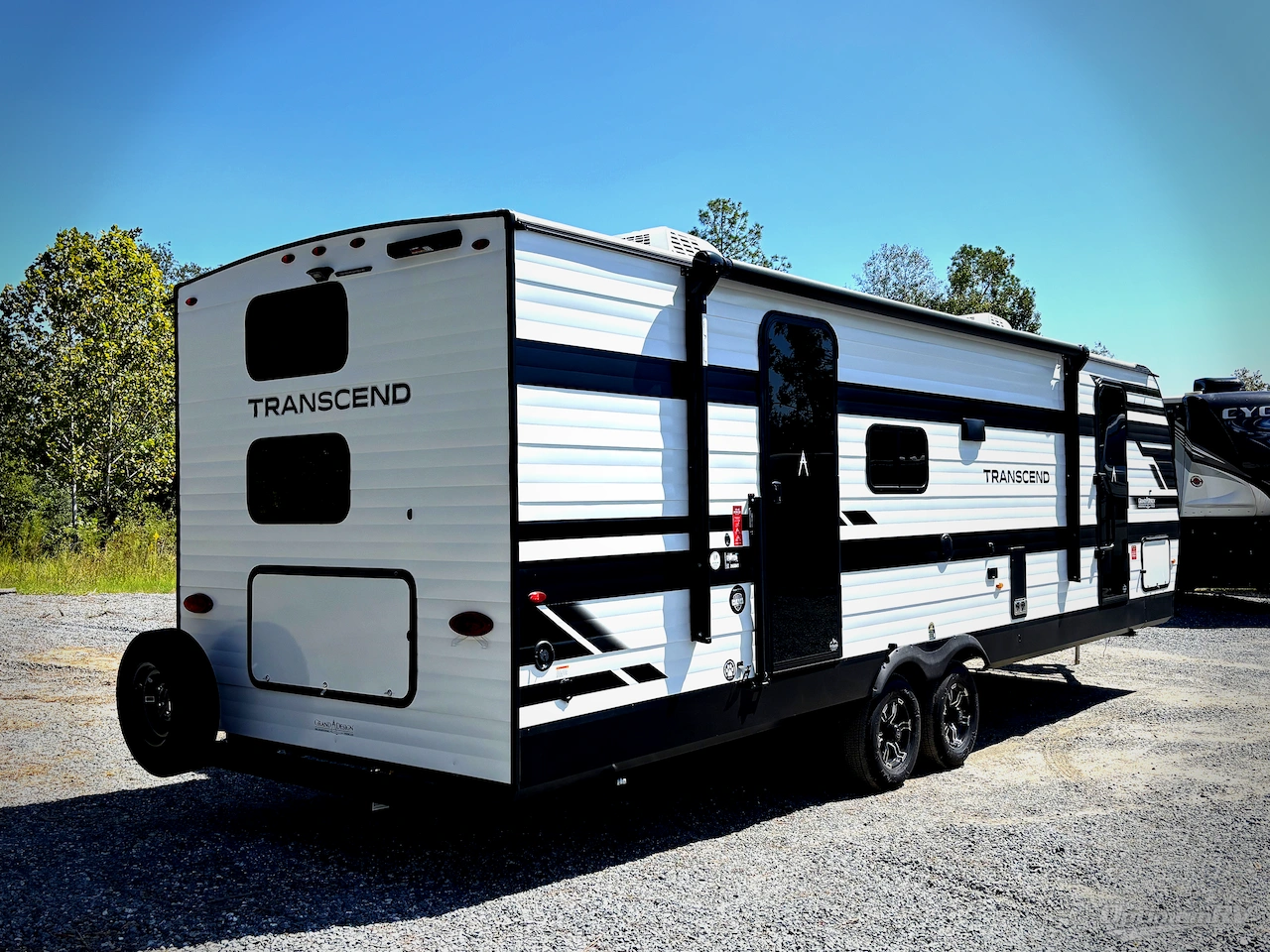 2026 Grand Design Transcend 265BHT Photo 2