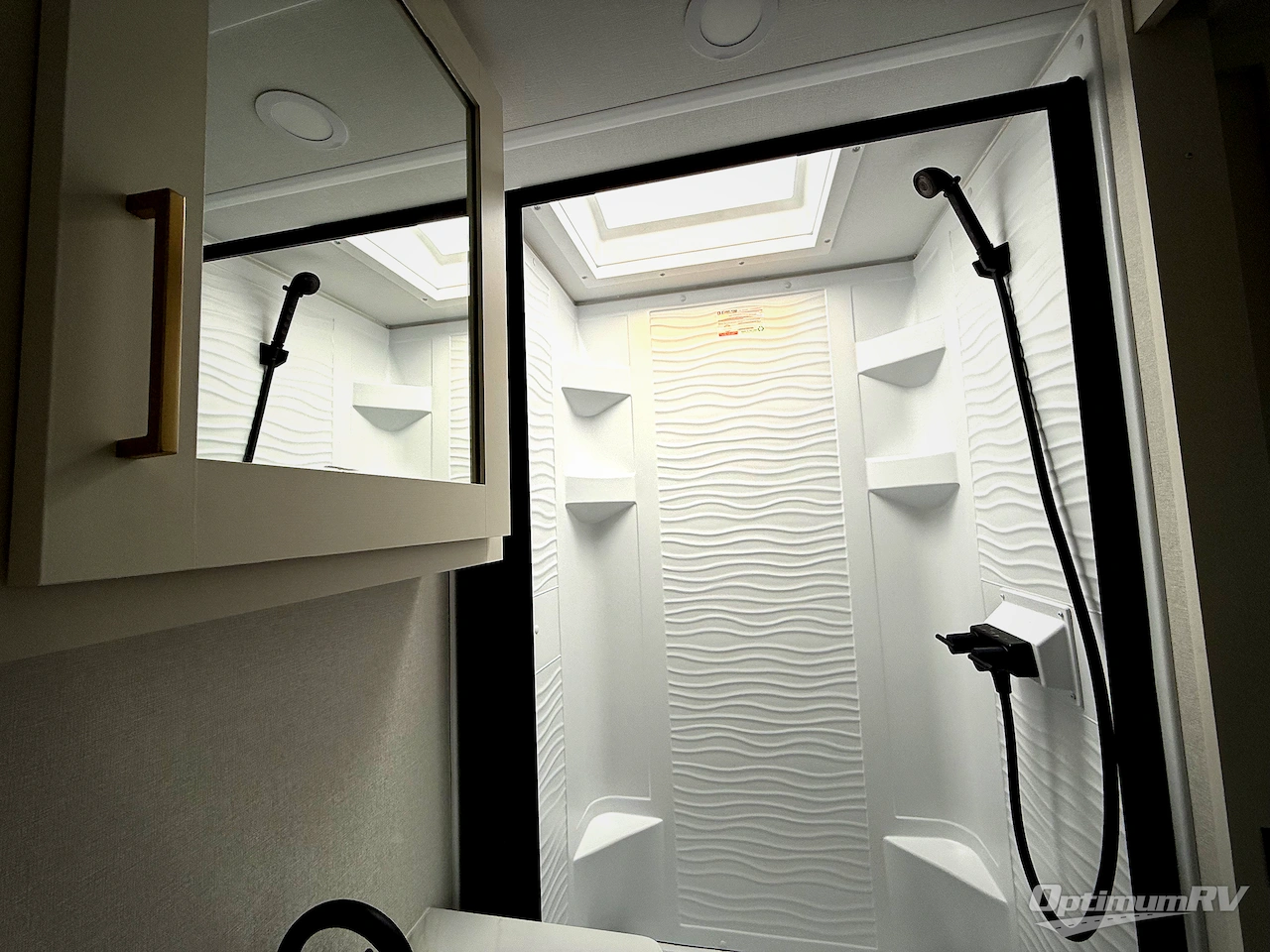 2026 Grand Design Transcend 335BHT Photo 19