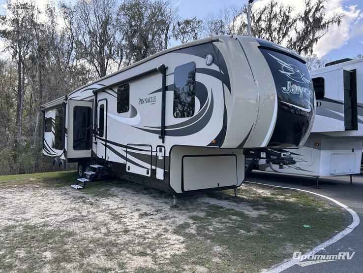 2016 Jayco Pinnacle 36RSQS RV Photo 1