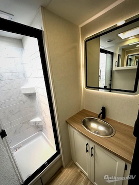 2027 Venture SportTrek Touring Edition STT343VIK RV Photo 3