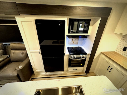 2027 Venture SportTrek Touring Edition STT343VIK RV Photo 4