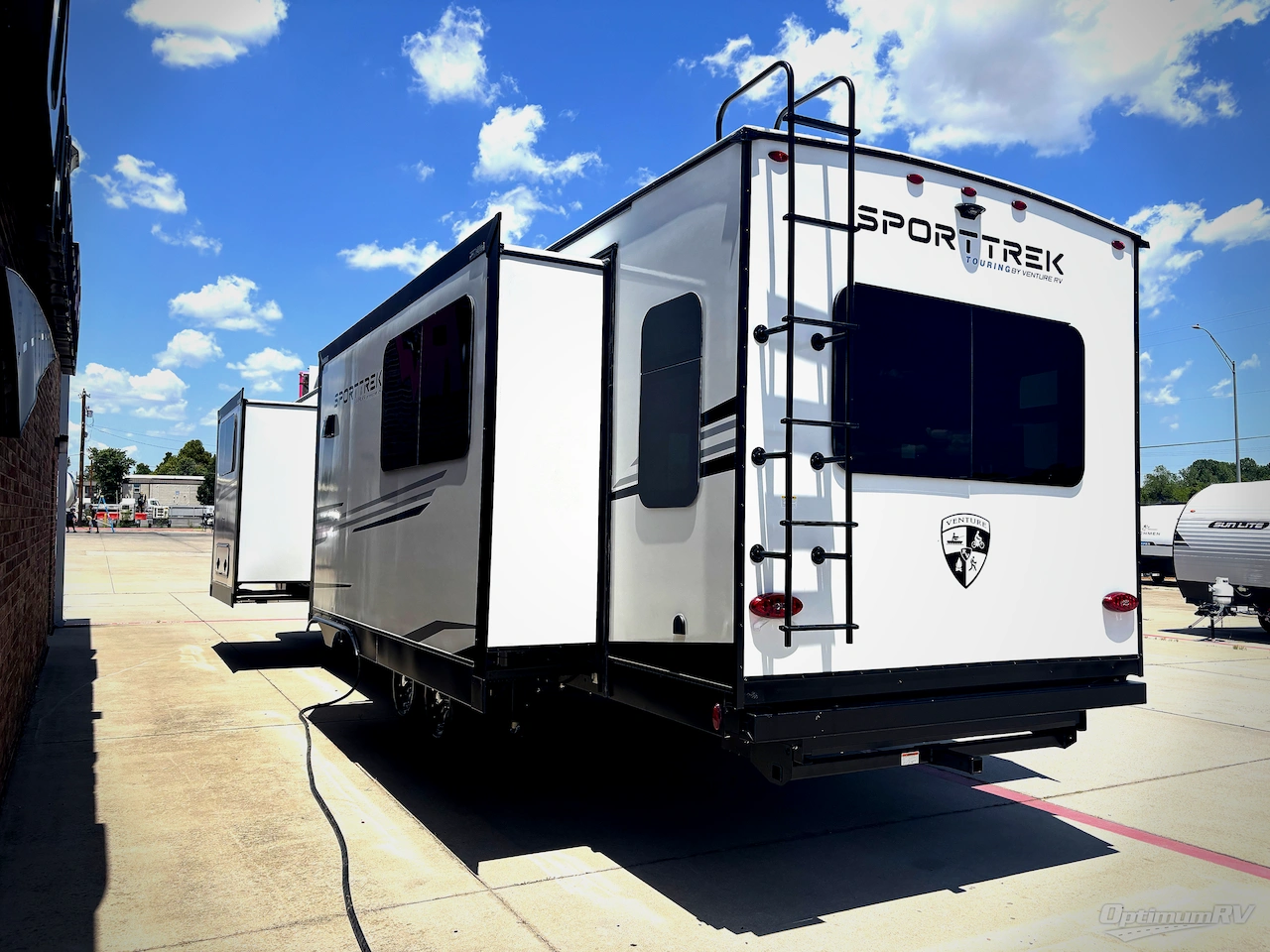 2027 Venture SportTrek Touring Edition STT343VIK Photo 4