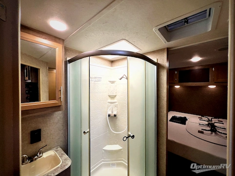 2019 Coachmen Catalina Trail Blazer 26TH RV Photo 3