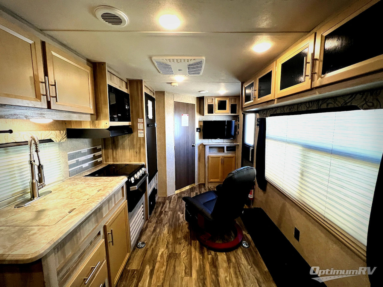 2019 Coachmen Catalina Trail Blazer 26TH Photo 5