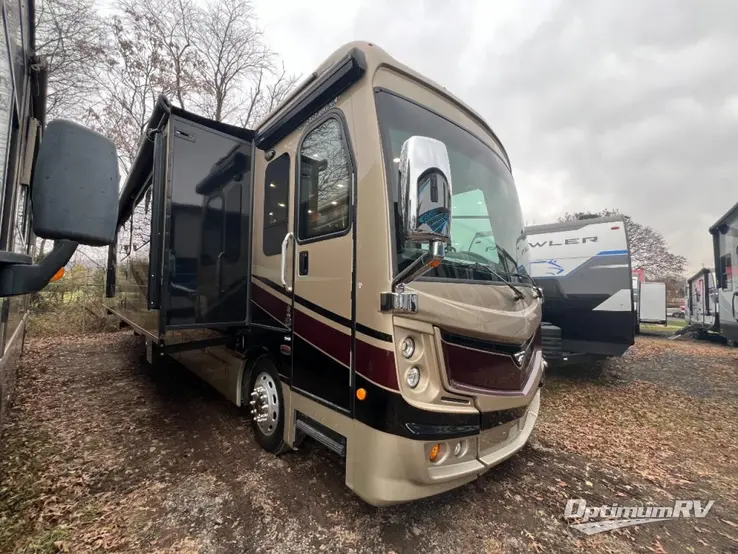 2017 Fleetwood Discovery 39G RV Photo 1