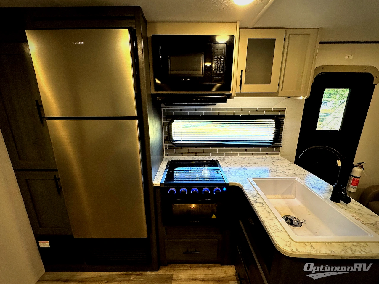 2025 Dutchmen Aspen Trail LE 26RL Photo 6