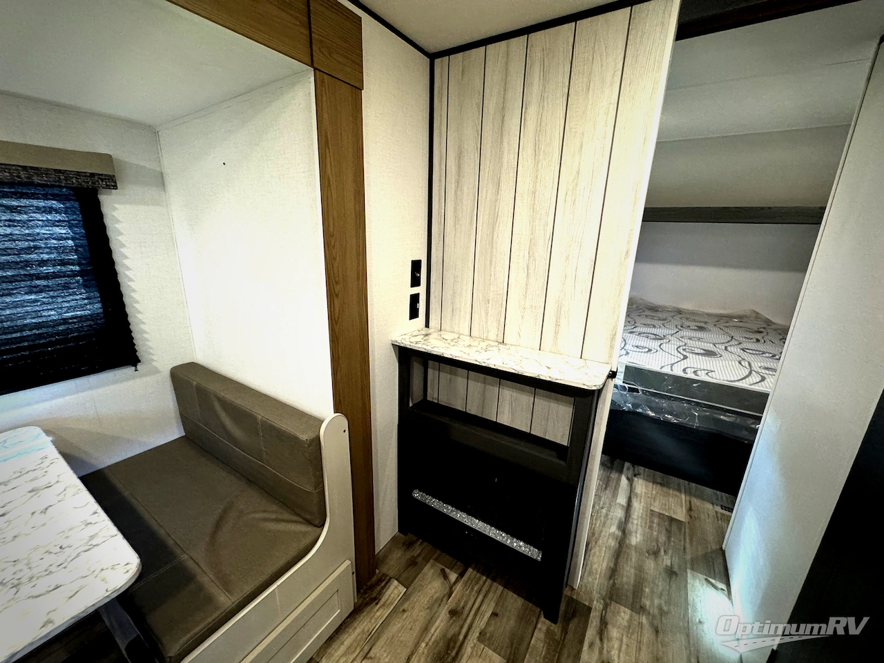 2025 Dutchmen Aspen Trail LE 26RL Photo 10