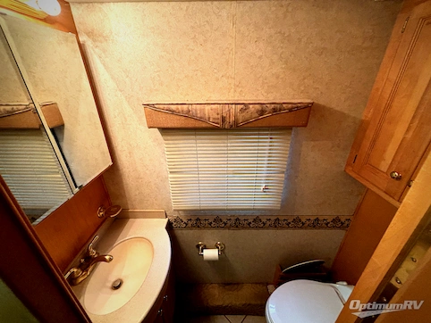 2003 Monaco Windsor 40PDQ RV Floorplan Photo