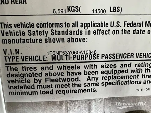 2007 Fleetwood Pace Arrow 33V RV Photo 4