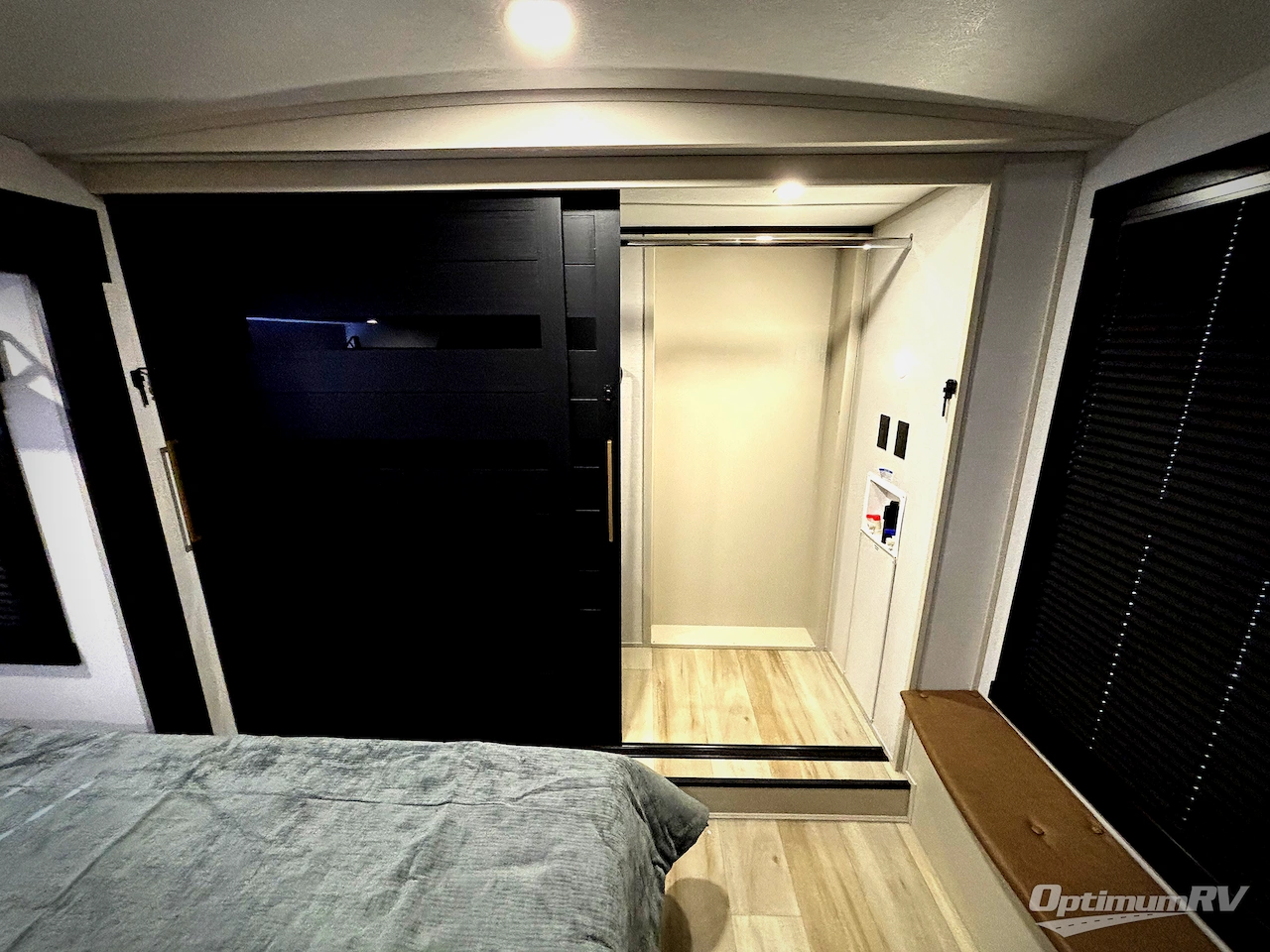 2026 Forest River Salem Hemisphere 376FAM Photo 10