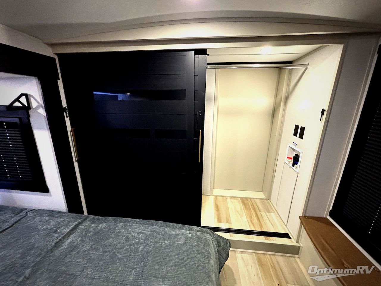 2026 Forest River Salem Hemisphere 321DRL Photo 10