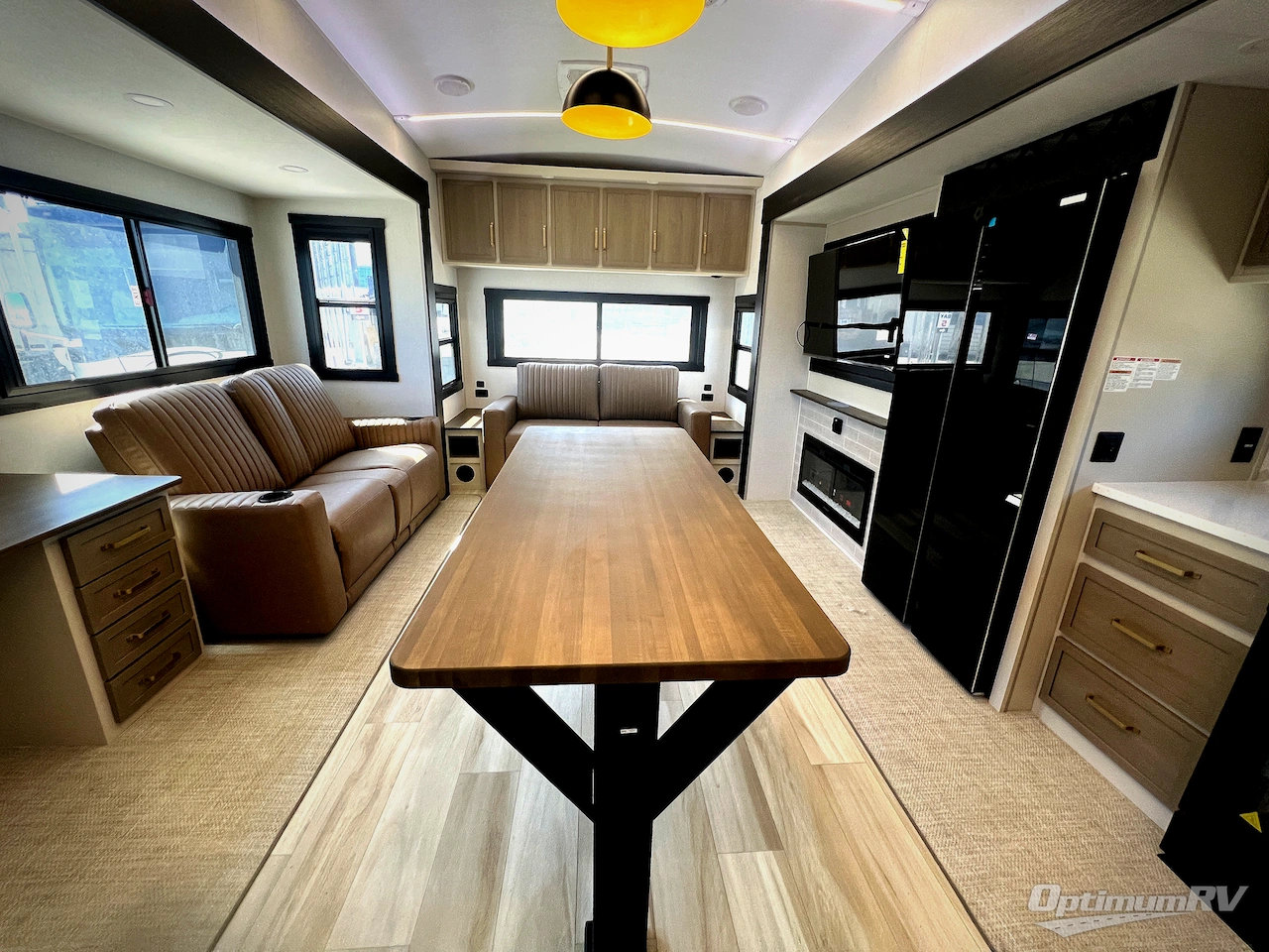 2026 Forest River Salem Hemisphere 380WDR Photo 4