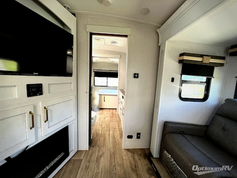 2022 Dutchmen Astoria 2913FK RV Photo 3