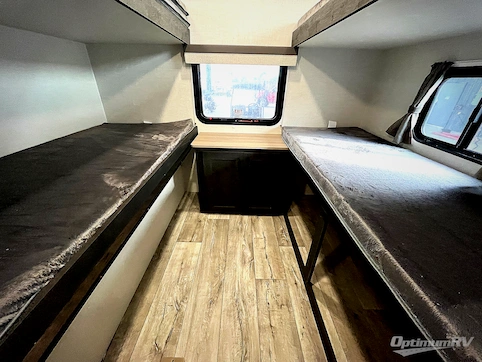 2025 Venture Sienna SA281VQB RV Photo 4