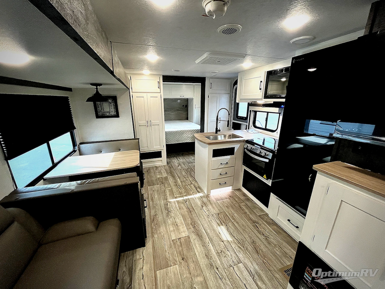 2025 Venture Sienna SA281VQB Photo 6