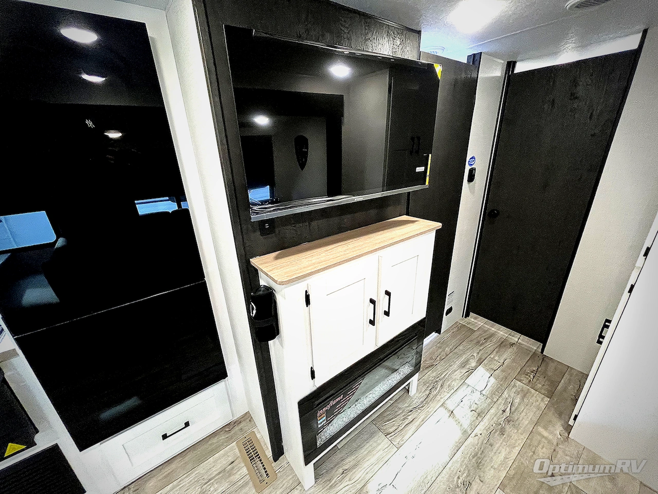 2025 Venture Sienna SA281VQB Photo 18