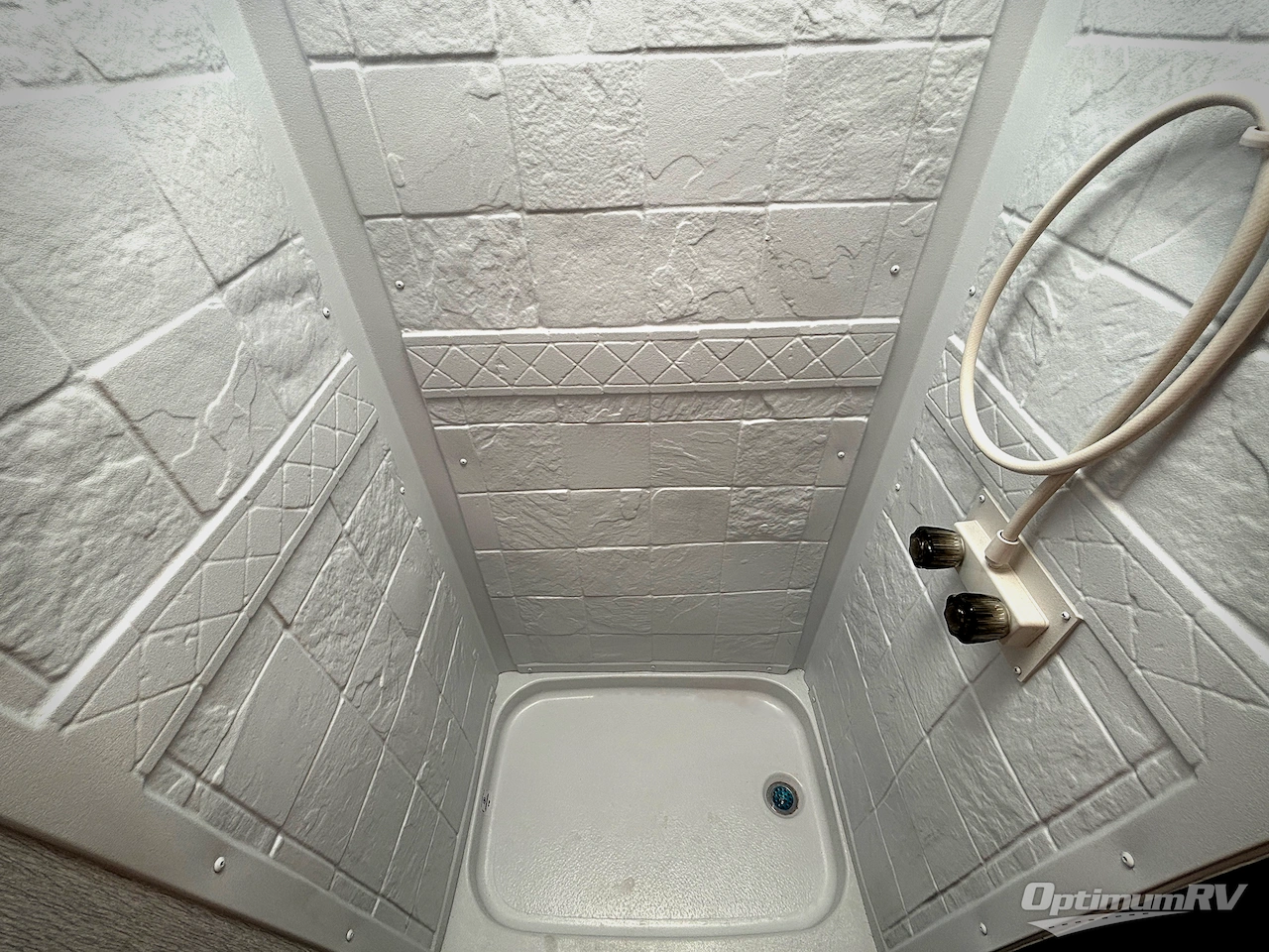 2027 Sunset Park Sun Lite 16BH Photo 14