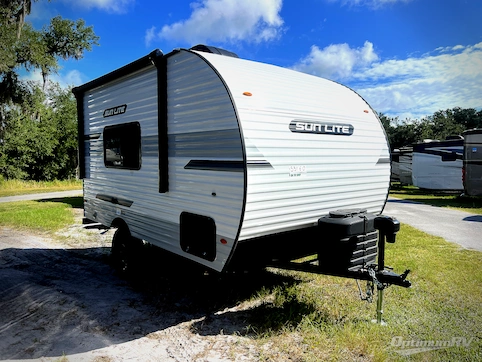 New 2027 Sunset Park Sun Lite 16BH Featured Photo