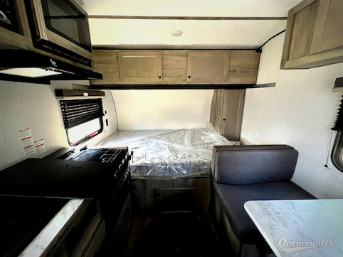 2027 Sunset Park Sun Lite 16BH RV Photo 3