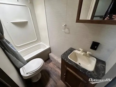 2016 Keystone Springdale 270LE RV Photo 2