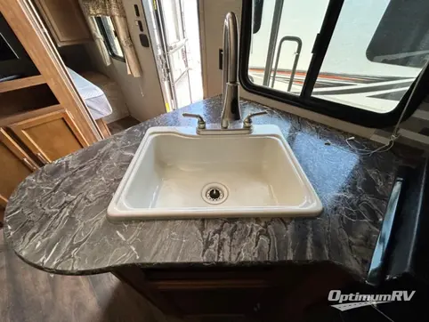 2016 Keystone Springdale 270LE RV Photo 4