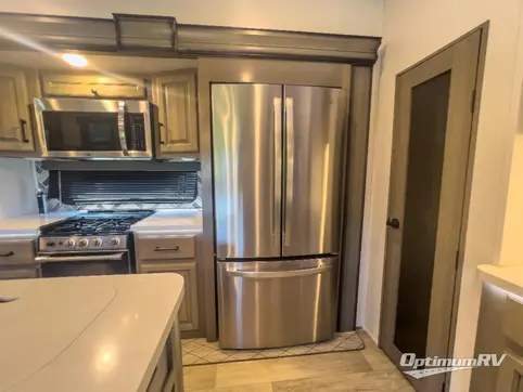 2022 Keystone Montana 3791RD RV Photo 4