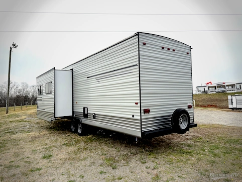 2025 HL Enterprise Hy-Line 38 Premier RV Photo 3