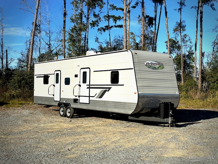 2025 HL Enterprise Hy-Line 38 Premier RV Photo 1