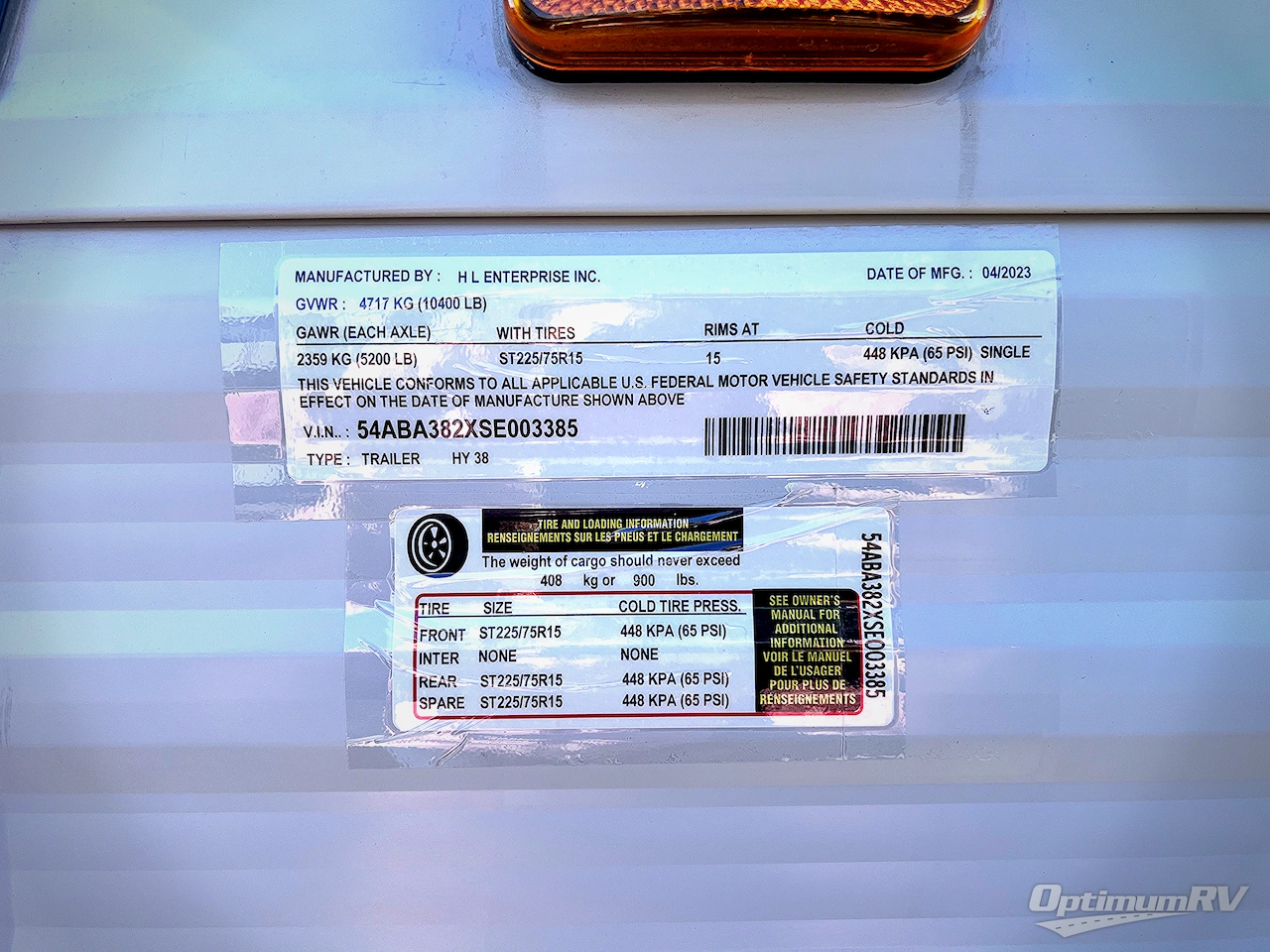 2025 HL Enterprise Hy-Line 38 Premier Photo 19