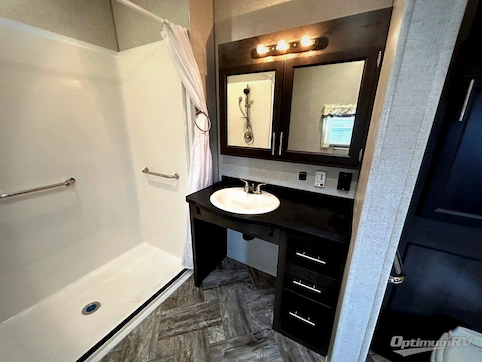 2025 HL Enterprise Hy-Line Premier HY38 RV Floorplan Photo