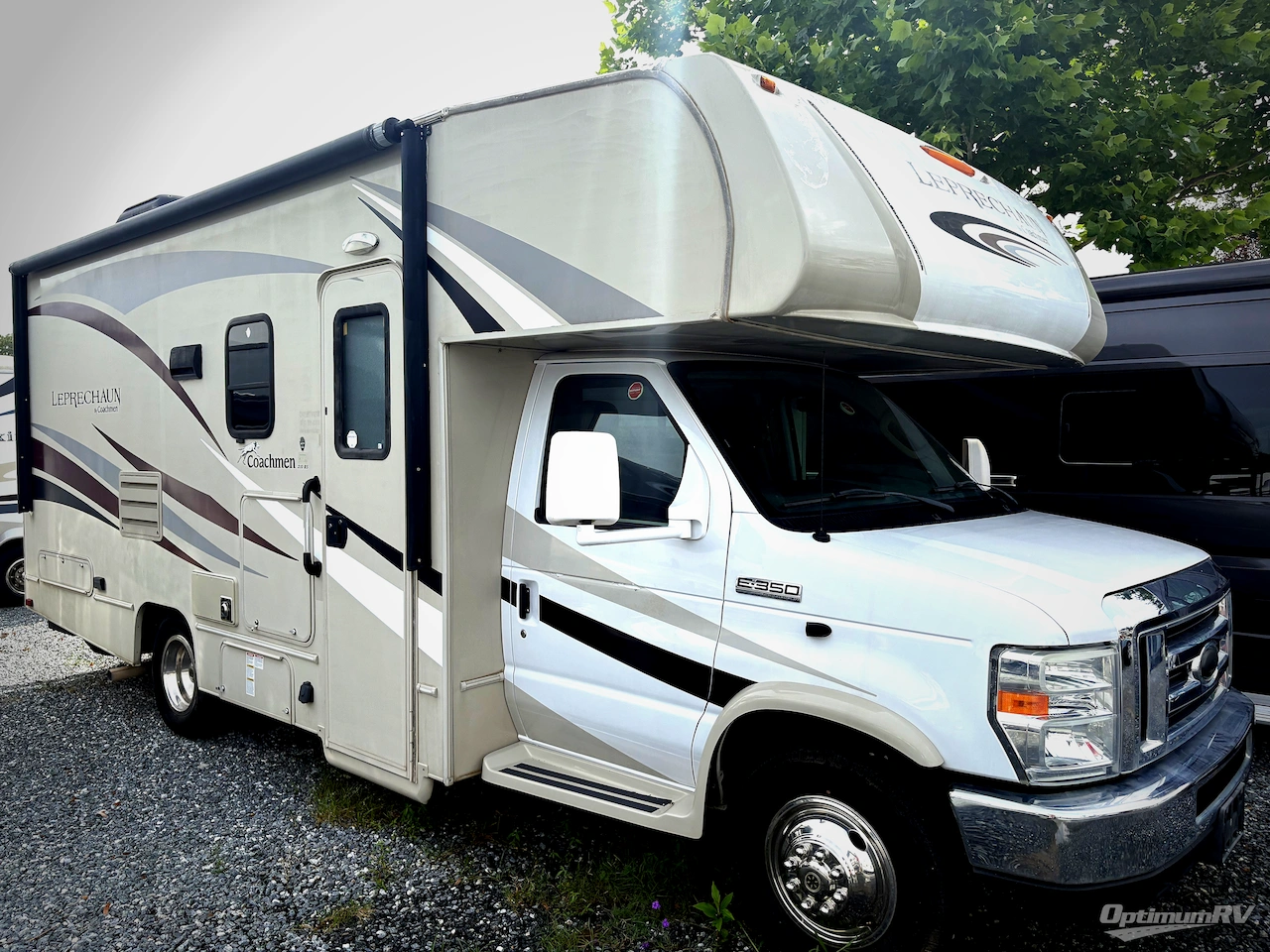 2016 Coachmen Leprechaun 210RS Ford 450 Photo 1