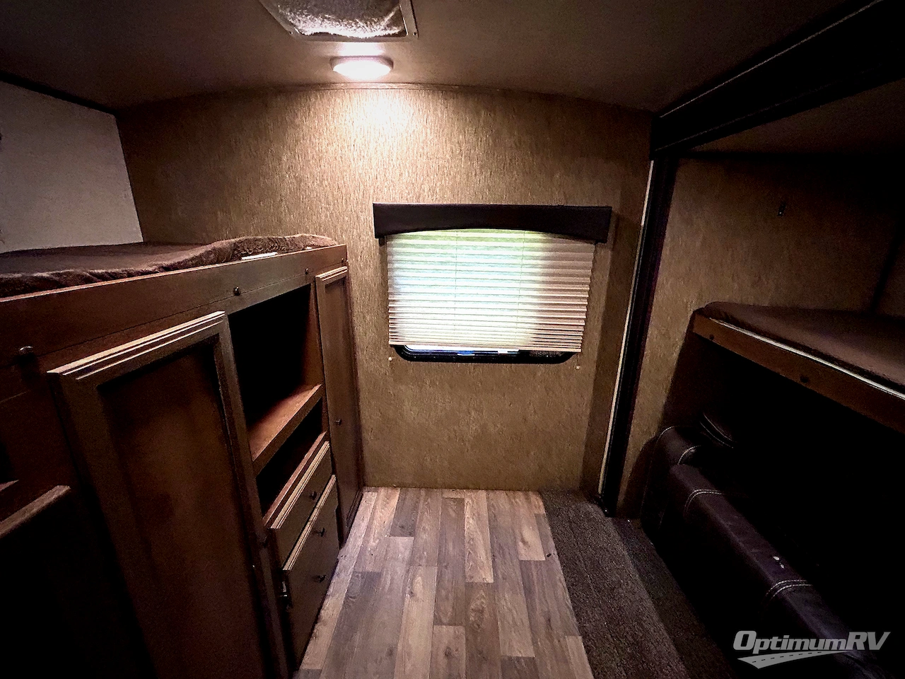 2016 Heartland Sundance XLT 312 BH Photo 15
