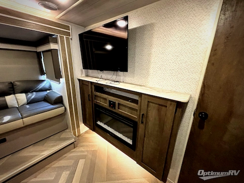 2022 Forest River Wildwood X-Lite 263BHXL RV Photo 3