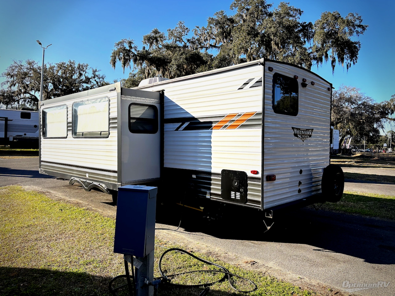 2022 Forest River Wildwood X-Lite 263BHXL Photo 3