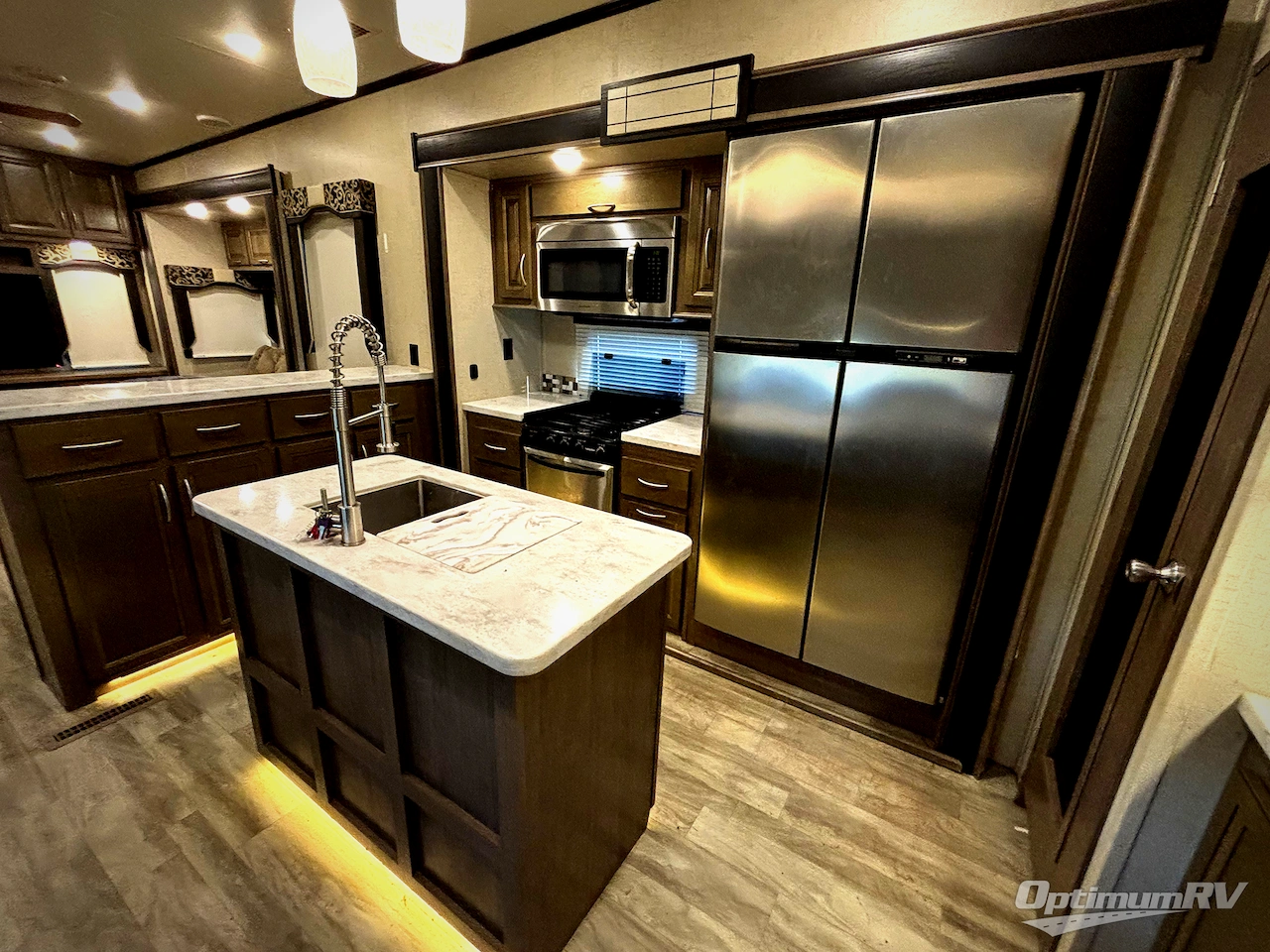 2017 KZ Durango Gold G381REF Photo 15