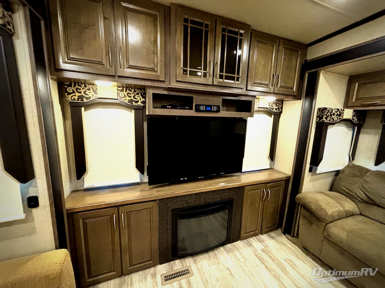 2017 KZ Durango Gold G381REF Photo 21