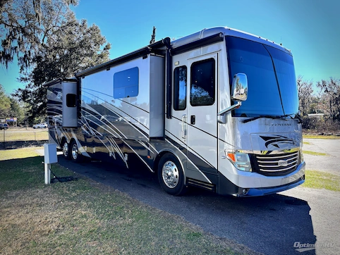 Used 2016 Newmar Ventana 4037 Featured Photo
