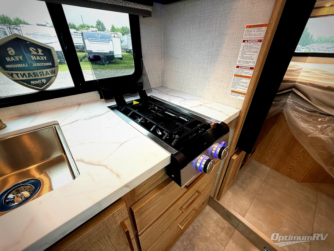 2026 Thor Chateau 21Z Photo 15