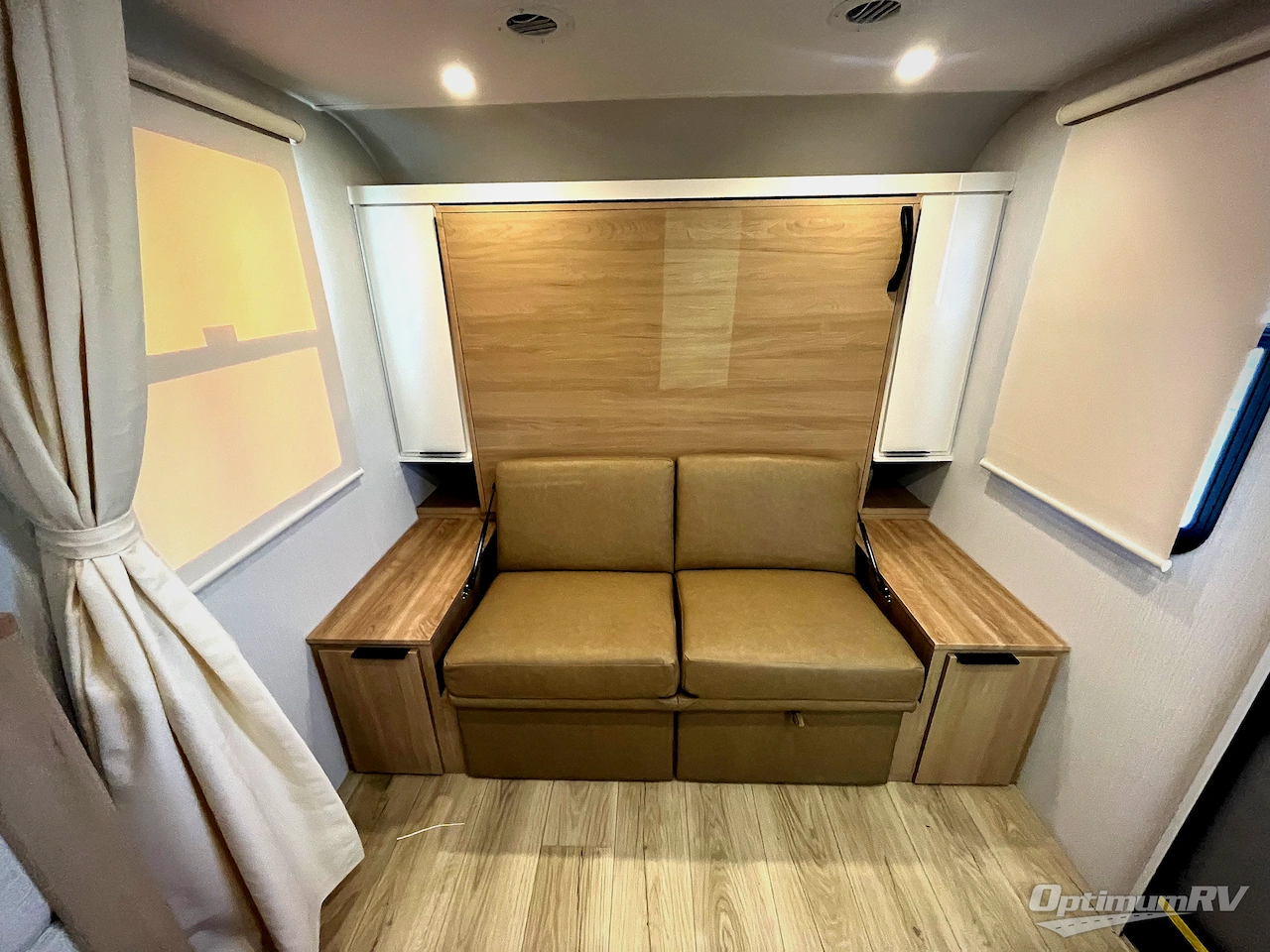 2026 Winnebago Micro Minnie 2108DS Photo 6