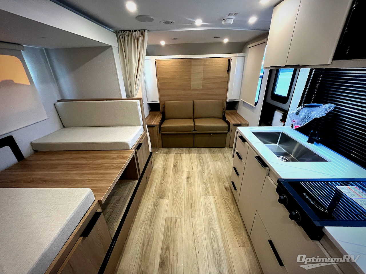2026 Winnebago Micro Minnie 2108DS Photo 8