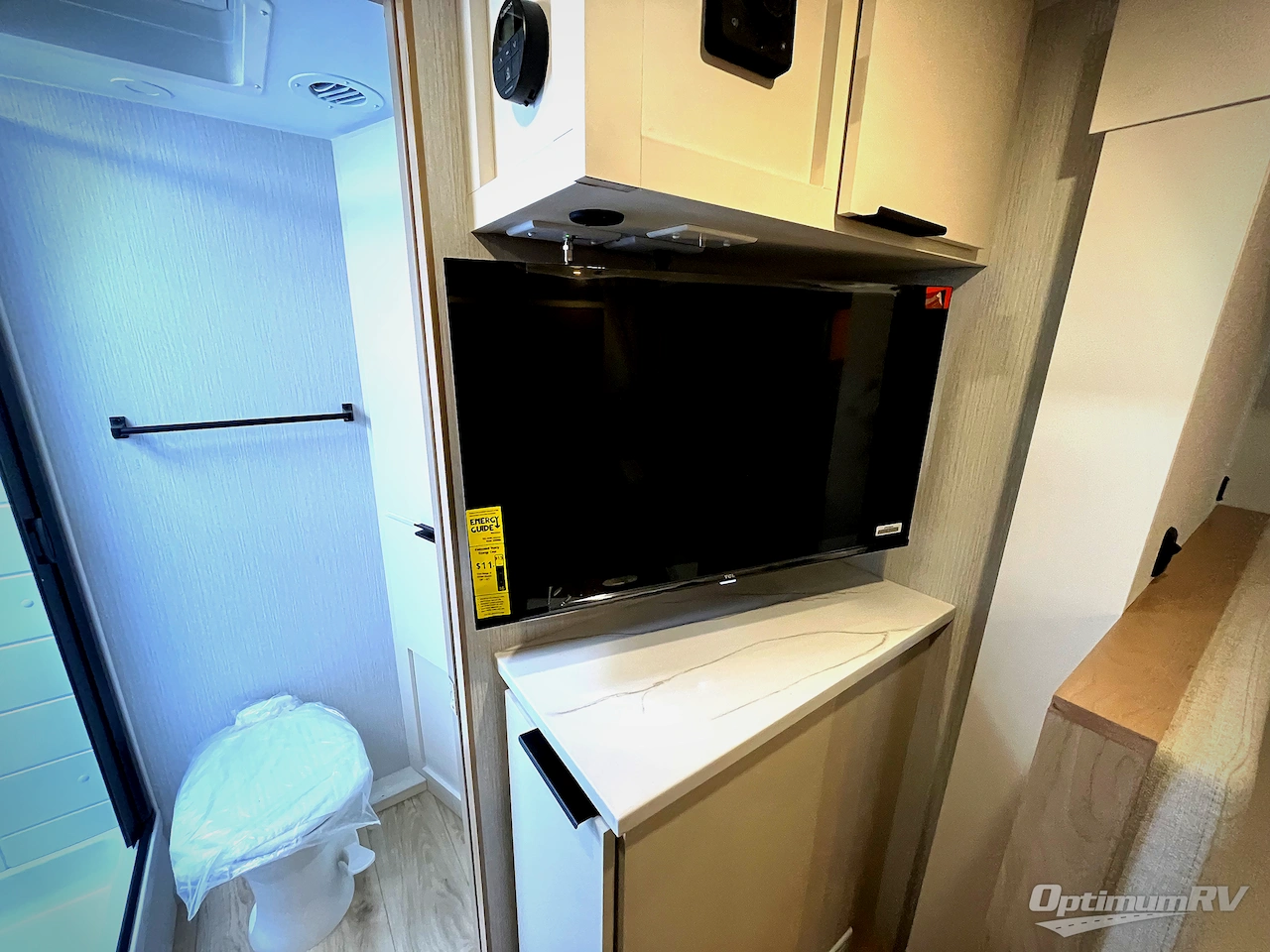 2026 Winnebago Micro Minnie 2108DS Photo 19