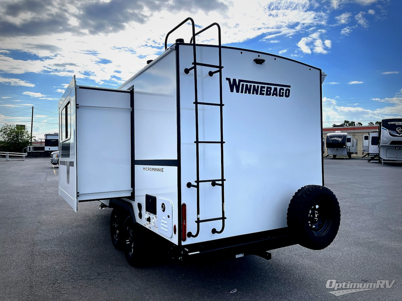 2026 Winnebago Micro Minnie 2108DS Photo 3