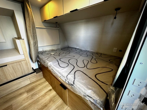 2026 Winnebago Micro Minnie 2100BH RV Photo 2
