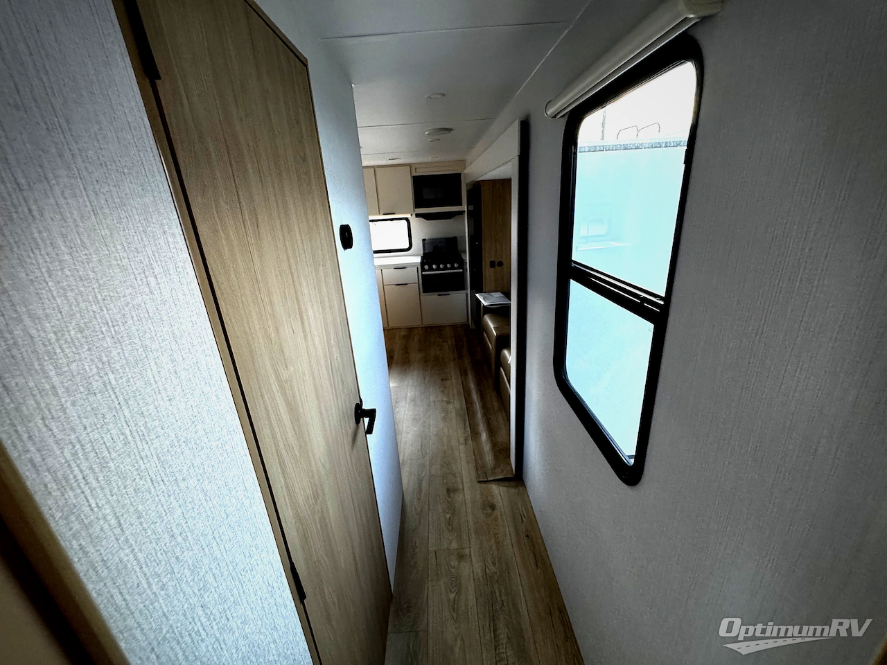 2026 Winnebago Thrive 24RKS Photo 5