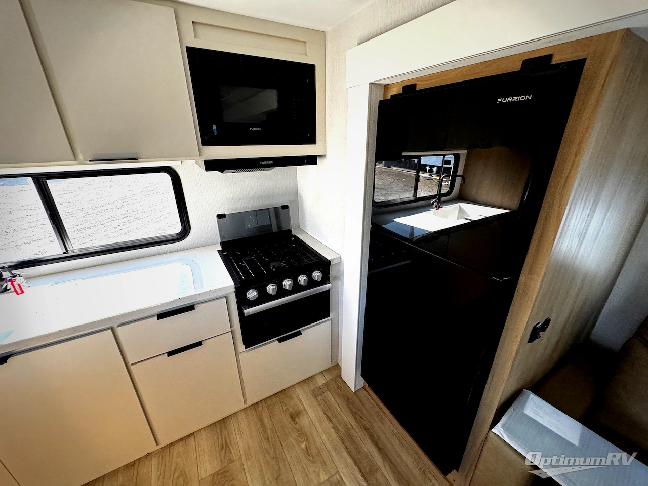 2026 Winnebago Thrive 24RKS Photo 10