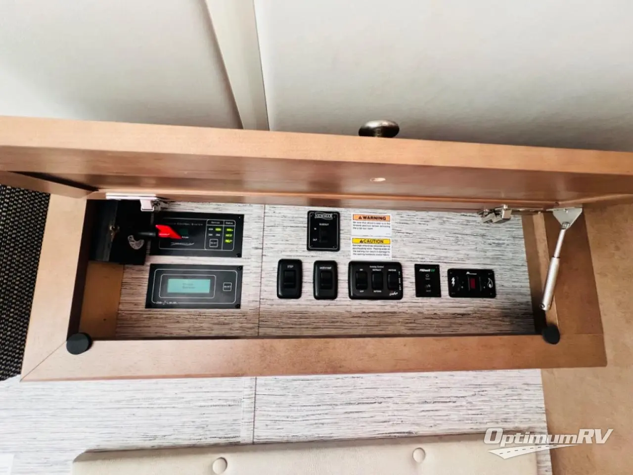 2019 Newmar Bay Star Sport 3307 Photo 9